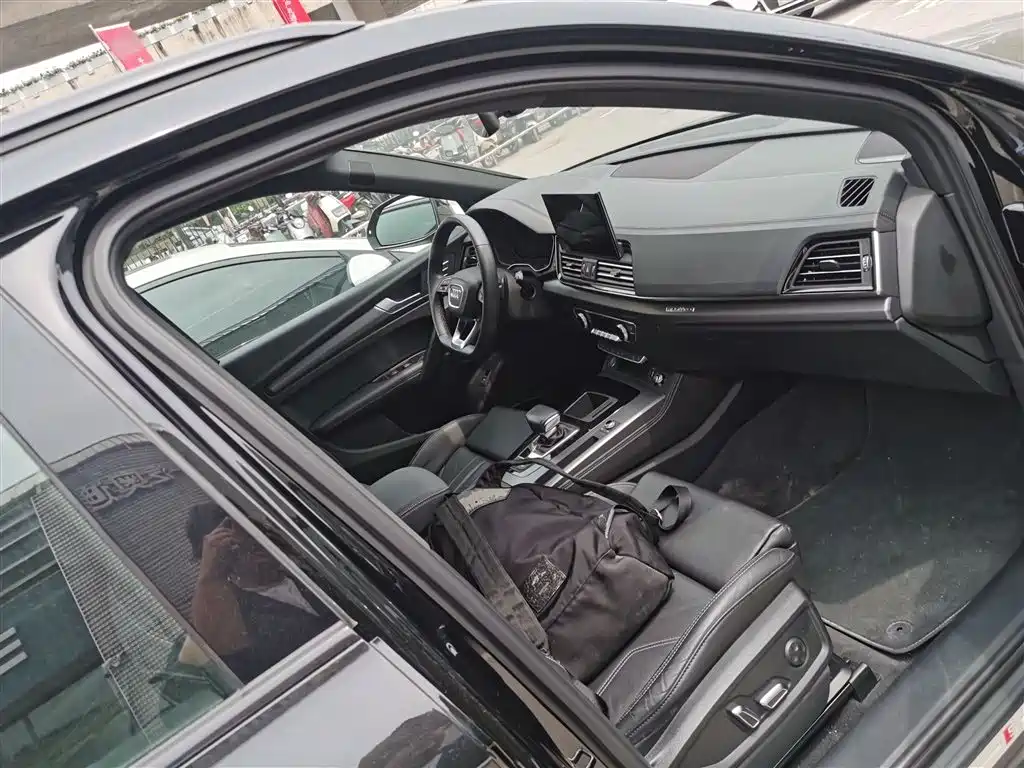 Audi Q5L 2024 Model 45 TFSI Luxury Dynamic фото 11