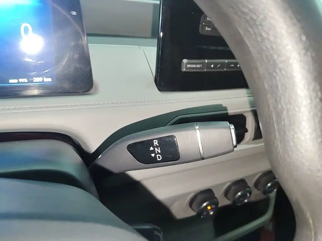 Jiangling E-Fushun 2025 2025 Clear Window Version 41.86kWh Short Wheelbase Low Roof