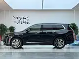 Photo 20 - Cadillac XT6