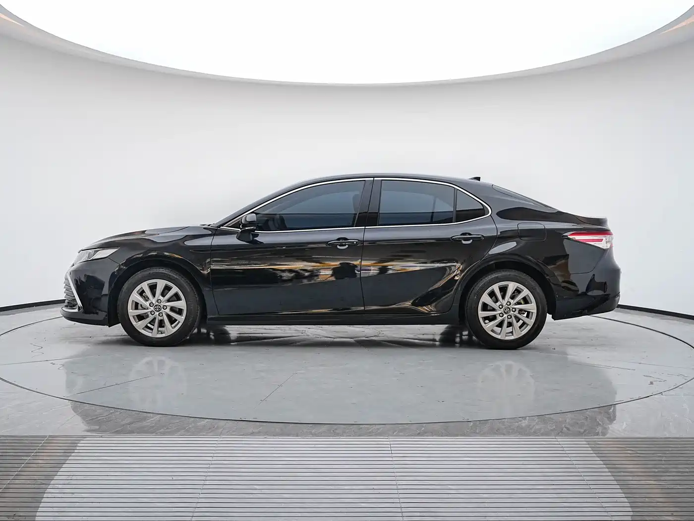 Toyota Camry 2023 2023 2.0GVP Leading Edition