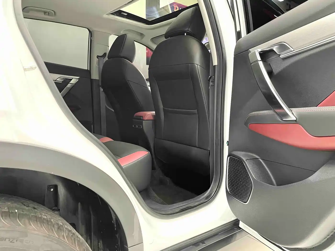 GEELY AUTOMOBILE BINYUE