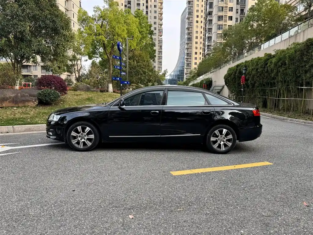 Audi A6L 2011 Model 2.8 FSI Comfort фото 3