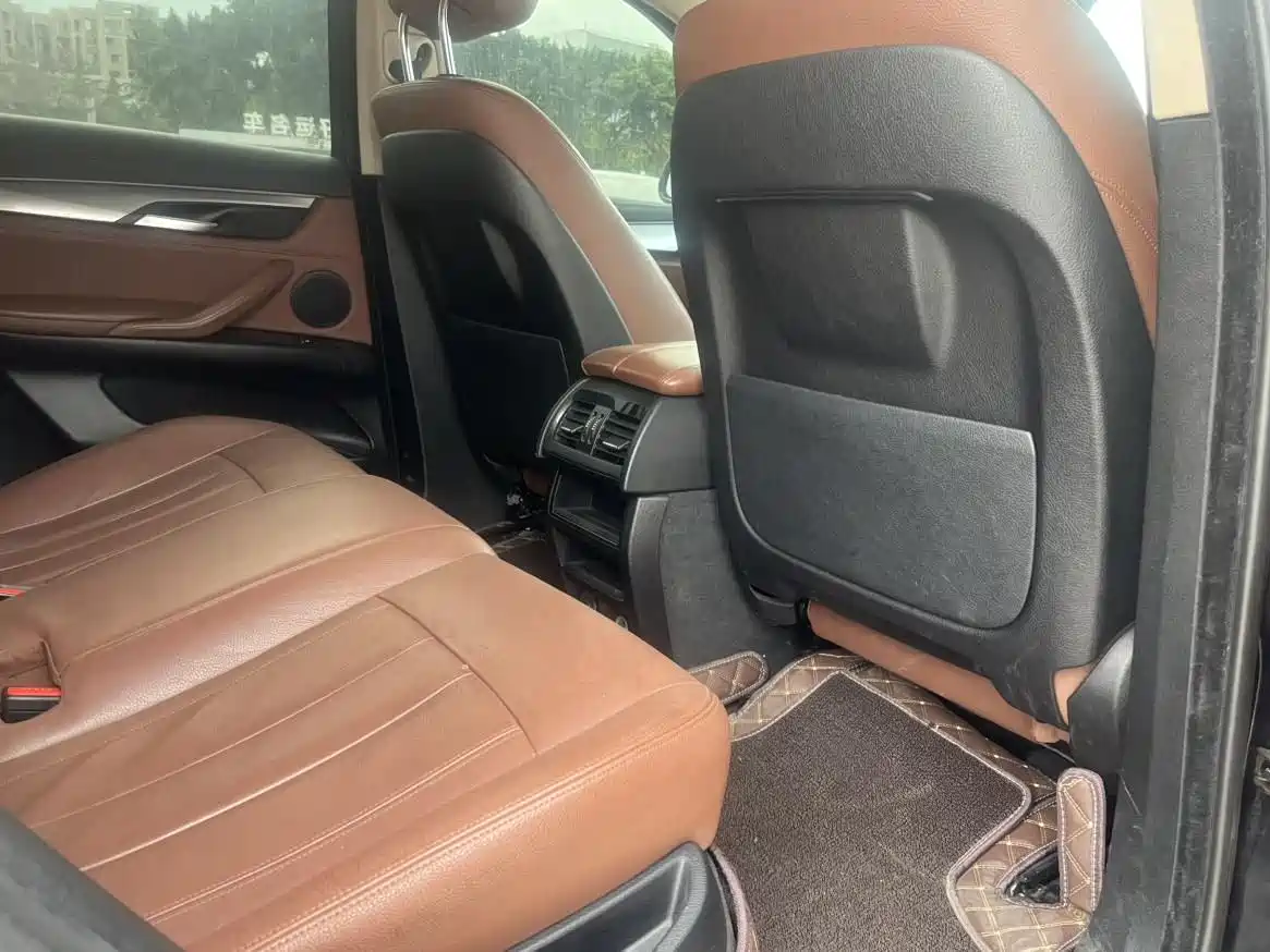 BMW X6 2015 xDrive35i Luxury Model фото 11