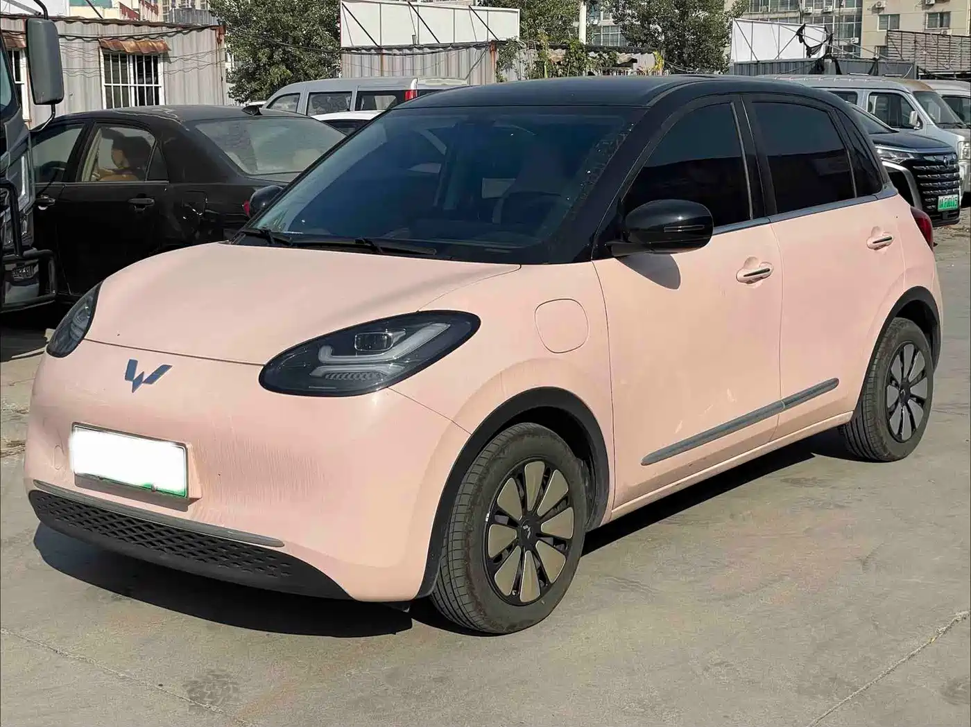 Similar car
