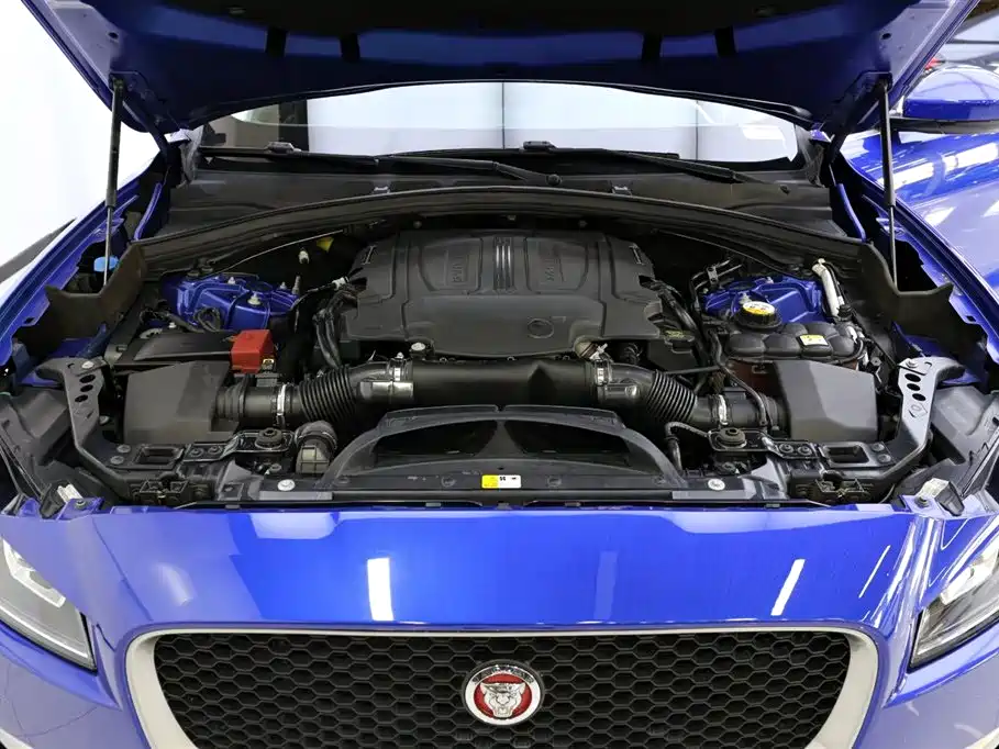 Jaguar F-PACE 2018 3.0 SC 4WD R-Sport Edition фото 22