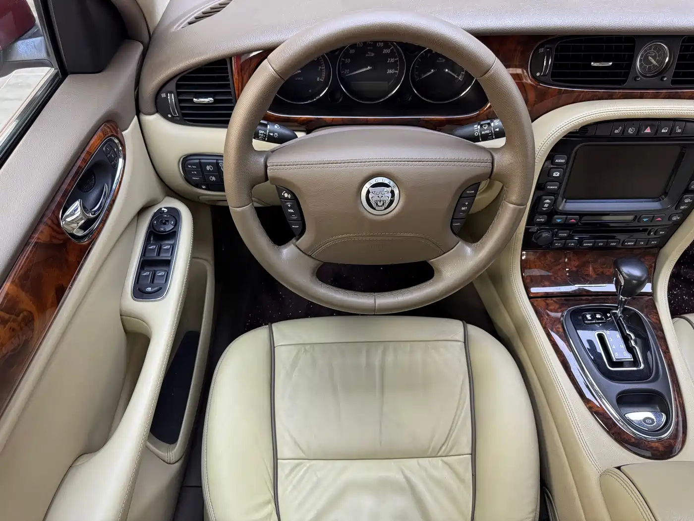 Jaguar XJ 2007 Model XJ6L 3.0 Royal Long Wheelbase фото 9