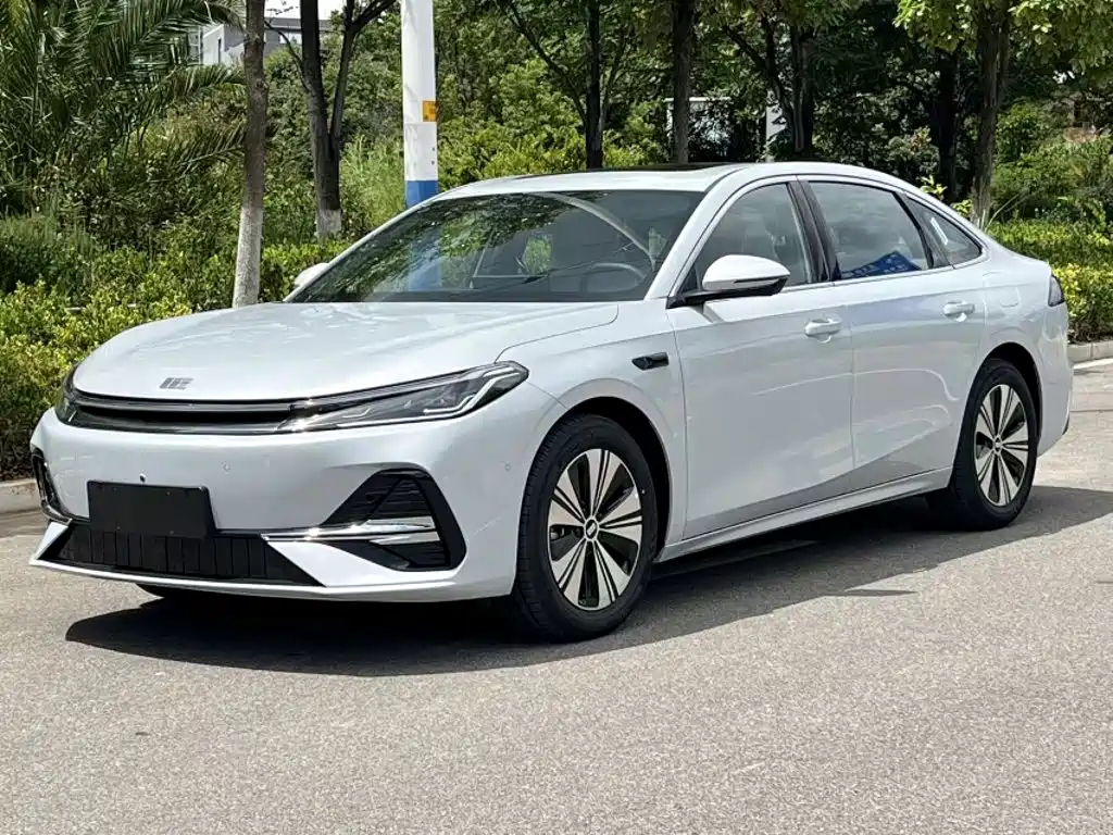 Geely Galaxy Galaxy A7 2025