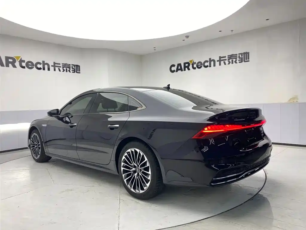 Audi A7L 2024 45 TFSI Luxury фото 7