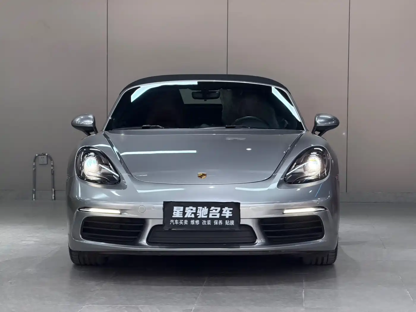 Porsche 718 2018 Boxster 2.0T фото 2