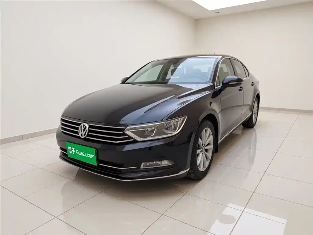 Volkswagen Magotan 2018 330TSI DSG Leading фото 2
