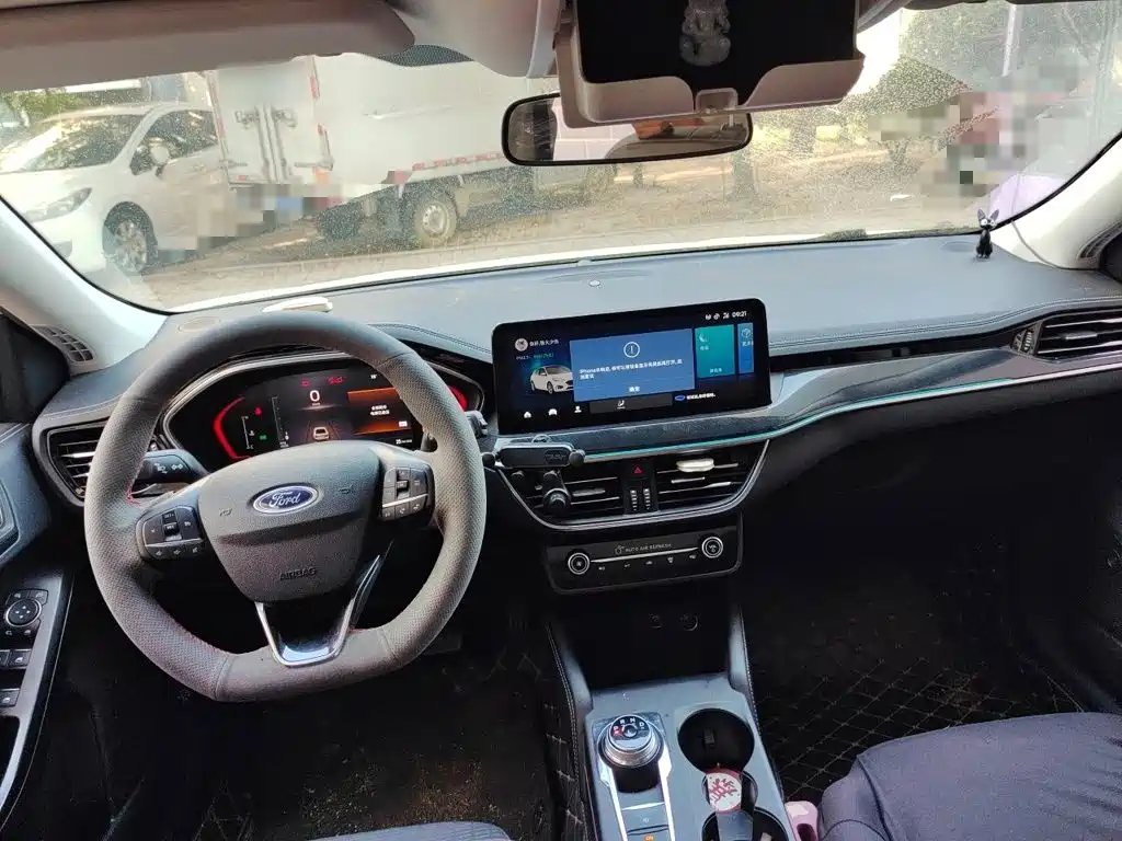 Photo 10 - Ford Focus