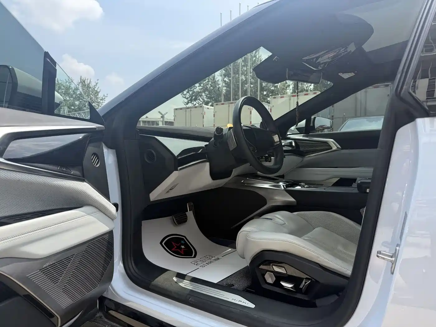 HiPhi Z 2023 2023 4-Seater Edition
