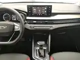 Фото 16 - Geely Vision X3