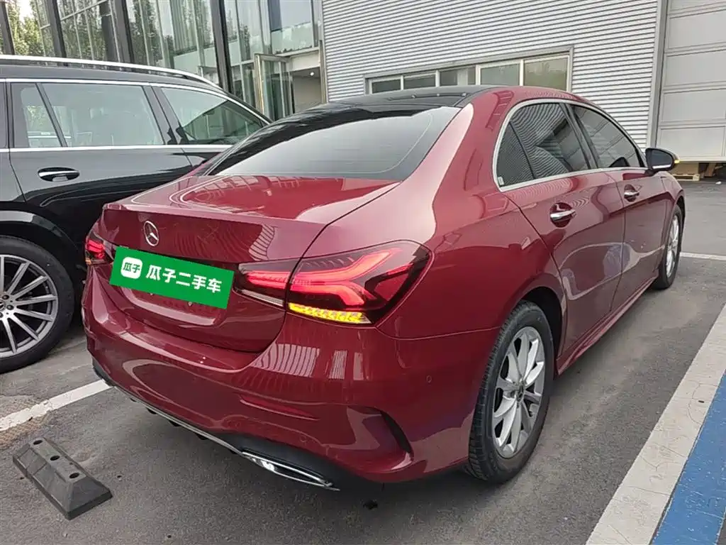 MERCEDES-BENZ CLASS A