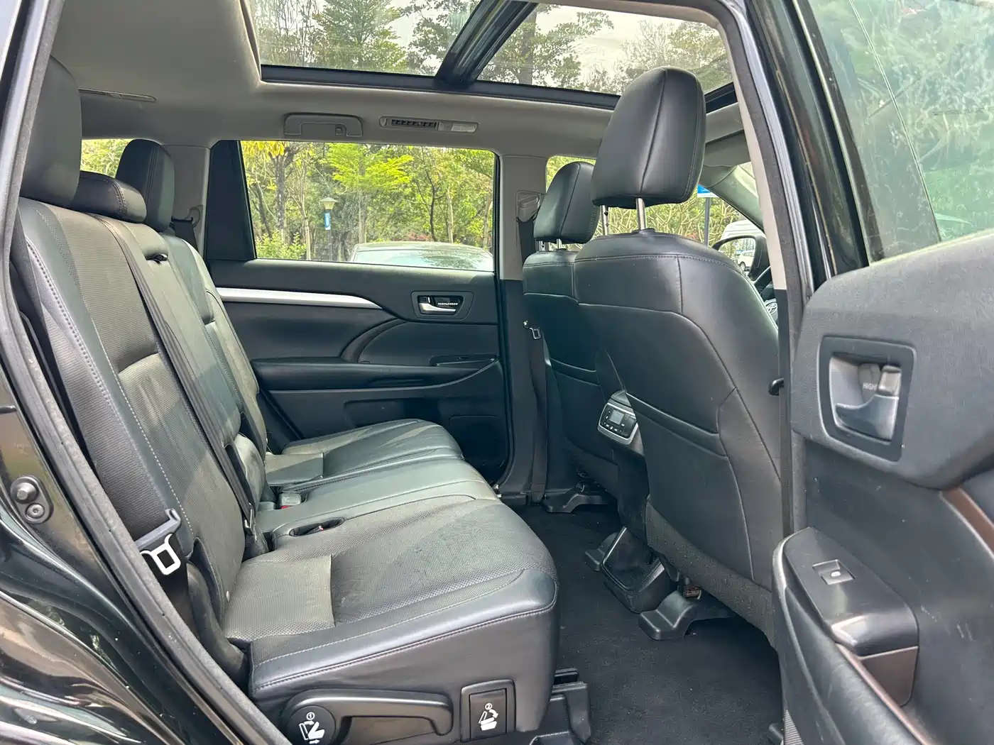 Toyota Highlander 2018 2.0T 4WD Luxury 7-seater China VI фото 26