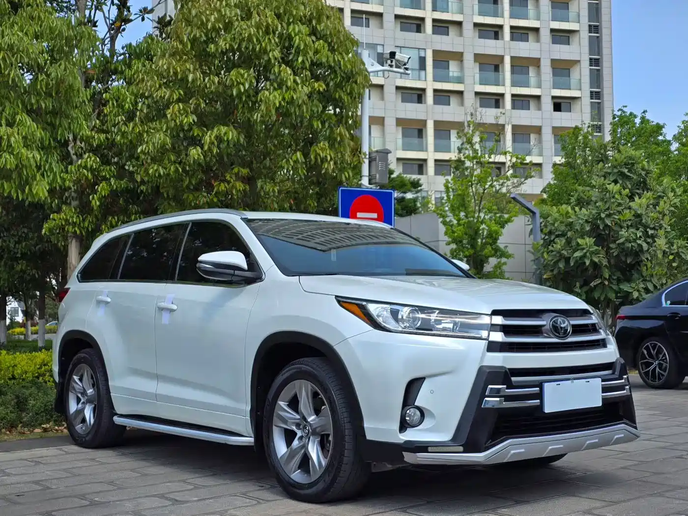 Toyota Highlander 2021 2.0T AWD Luxury 7-Seater фото 3