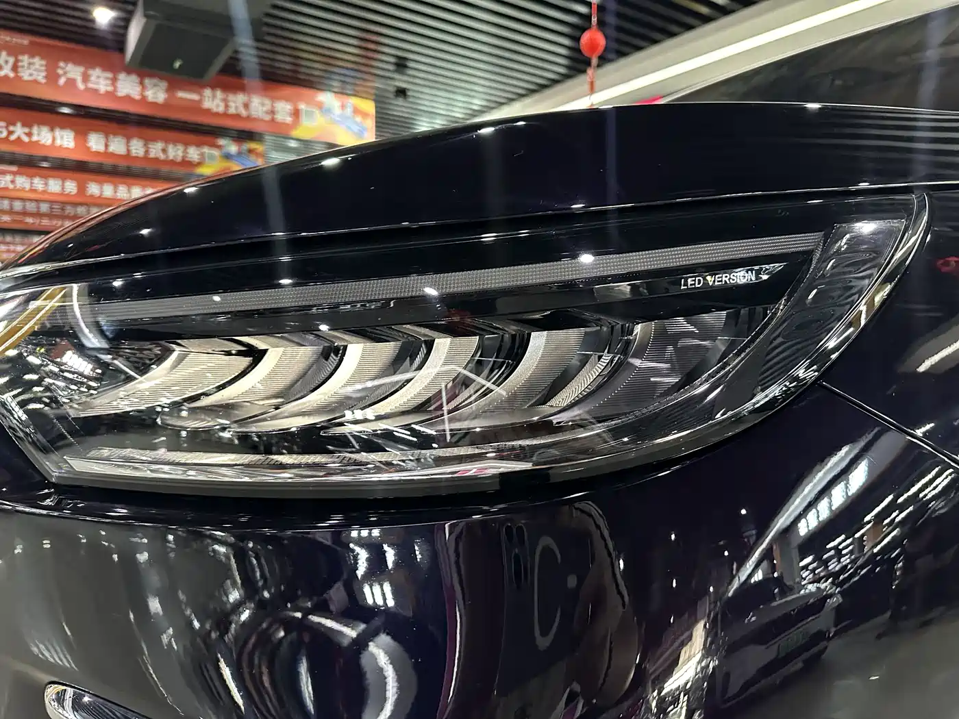 Voyah Auto Voyah Dreamer 2025 PHEV AWD Flagship Kunpeng Edition фото 3