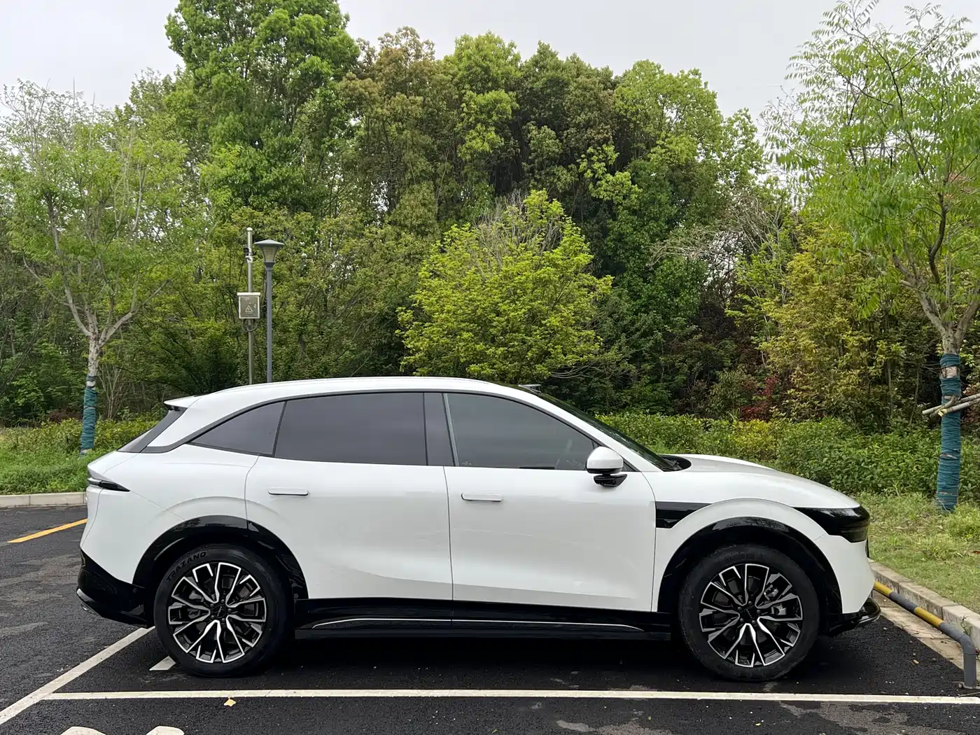 ZEEKR EXTREME KRYPTON 7X