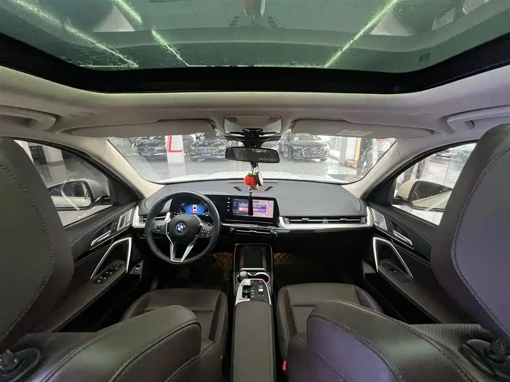 BMW X1 2024 sDrive25Li X Design Package фото 8