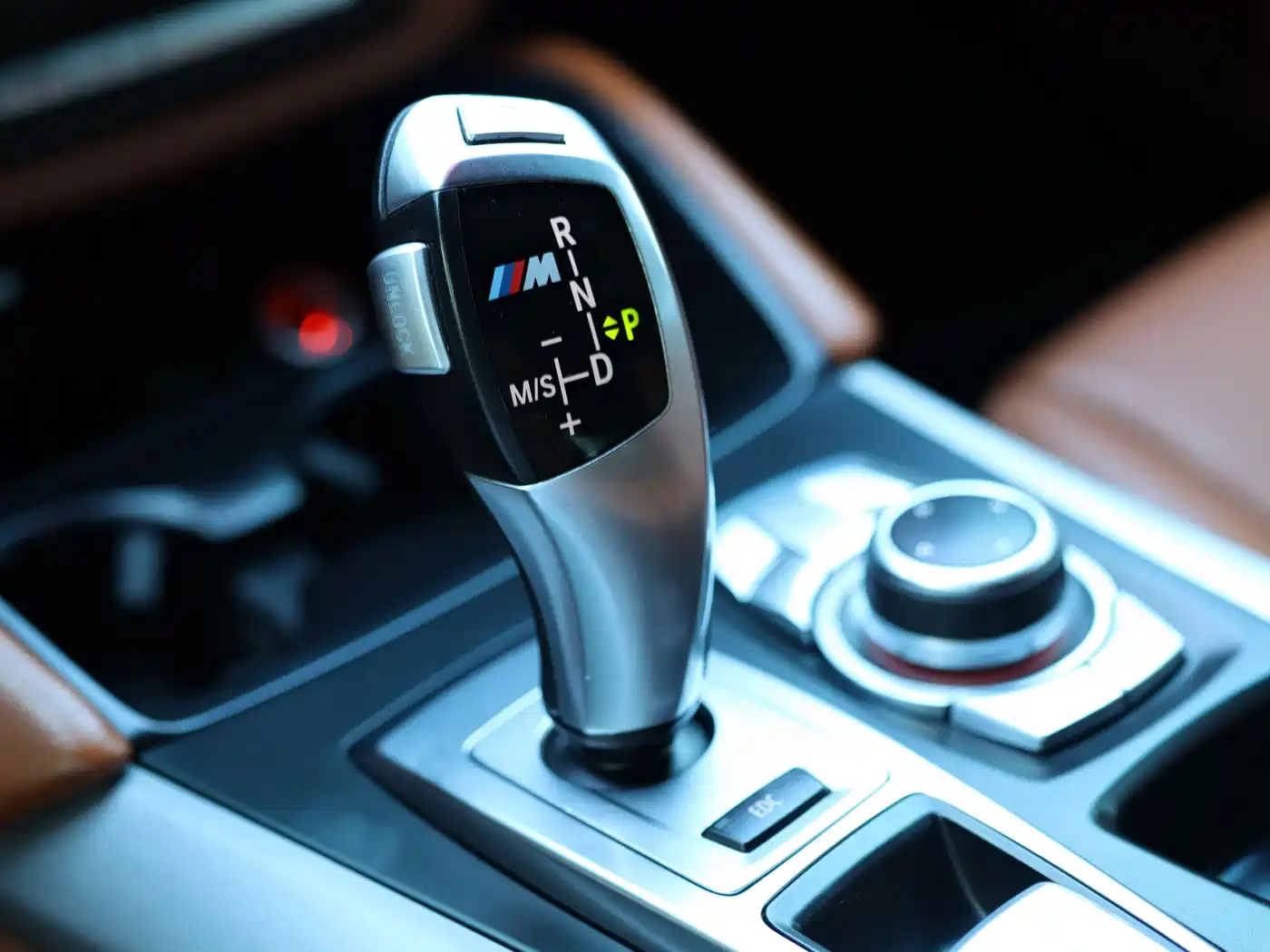 BMW X6 M 2010 X6 M фото 10