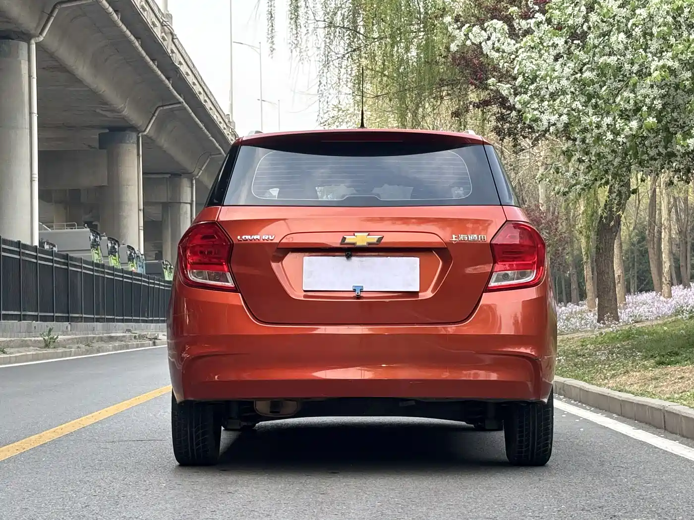 Chevrolet Lova RV 2016 1.5L Manual Easy-Ride фото 5