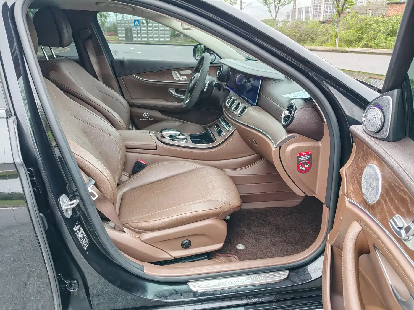 Mercedes-Benz E-Class 2018 Facelift E 200 L фото 13