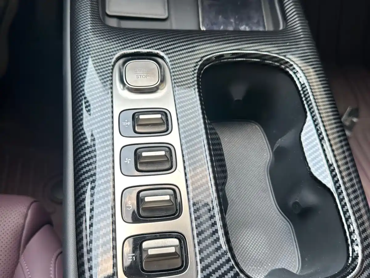 Xiaomi Auto Xiaomi SU7 2024 RWD Ultra Long Range Advanced Smart Driving Pro Edition фото 13