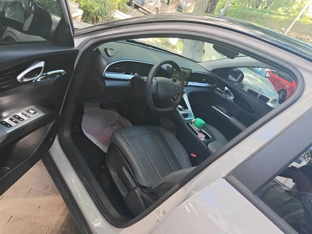 Geely Galaxy Starry Wish 2026 Edition 310km Youth Version фото 14