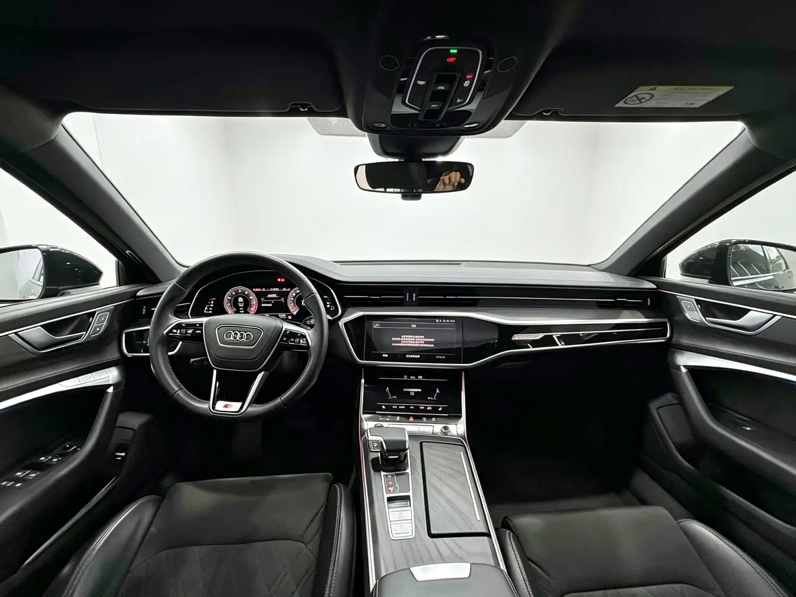 Photo 3 - Audi A6L