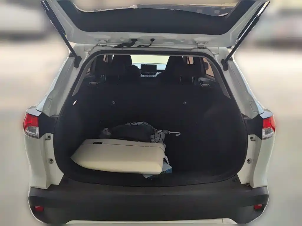 Toyota Corolla Cross 2025 2024 Model 2.0L Pioneer Edition