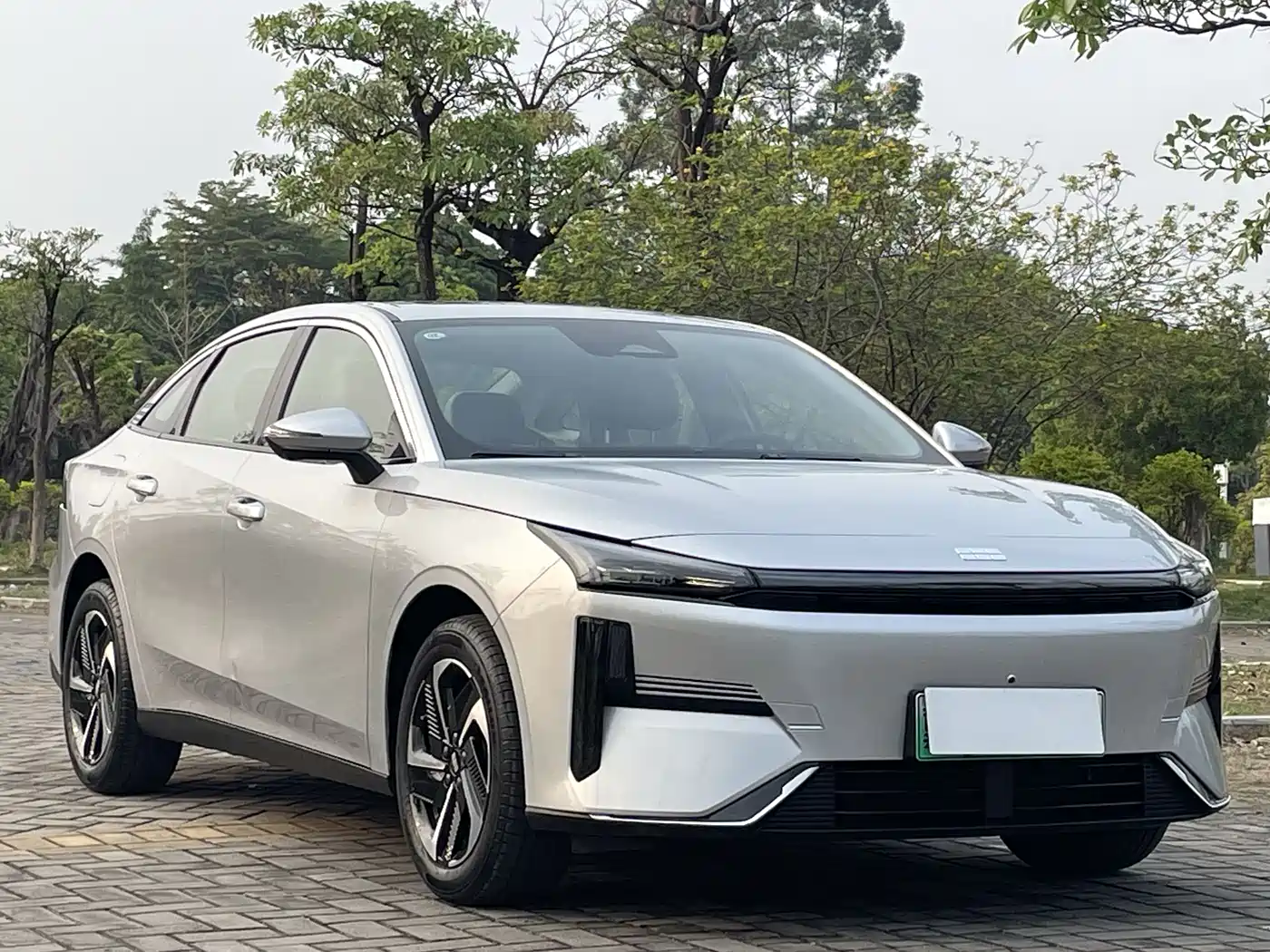 GEELY GALAXY GALAXY L6