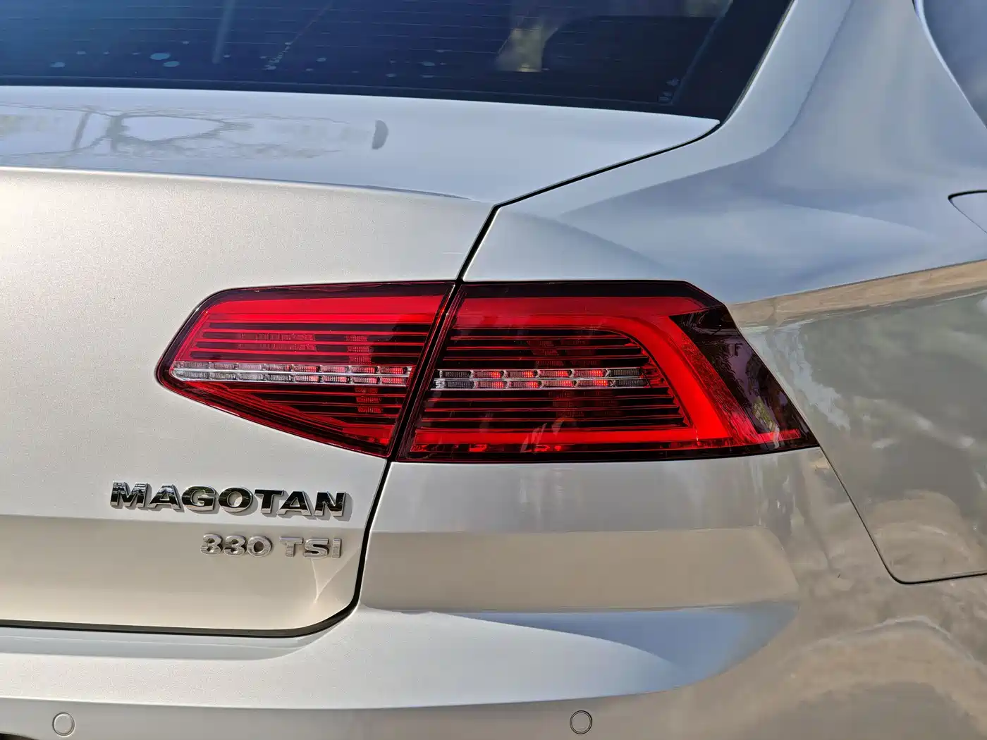 Volkswagen Magotan 2018 330TSI DSG Luxury фото 13