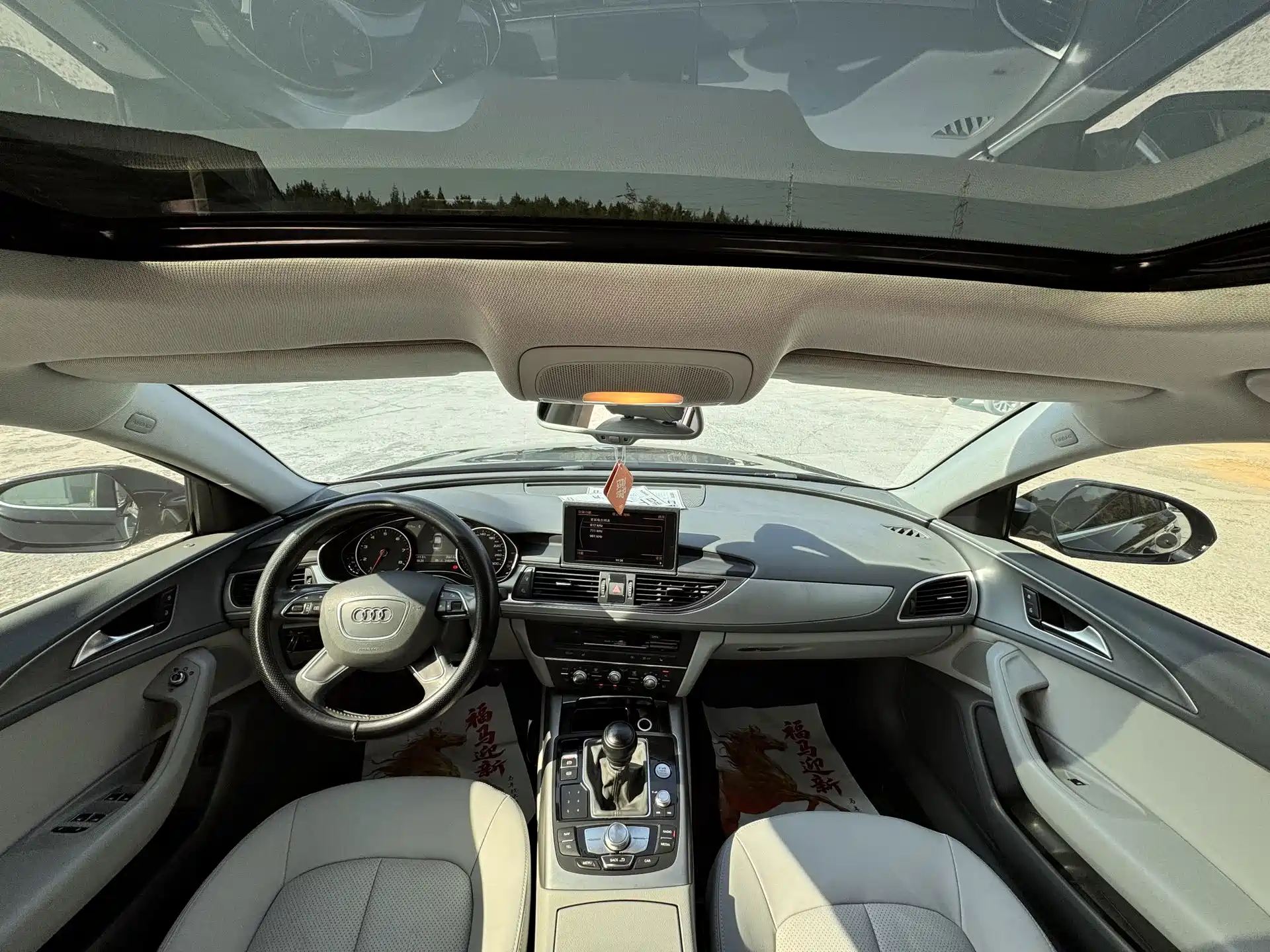Фото 5 - Audi A6L
