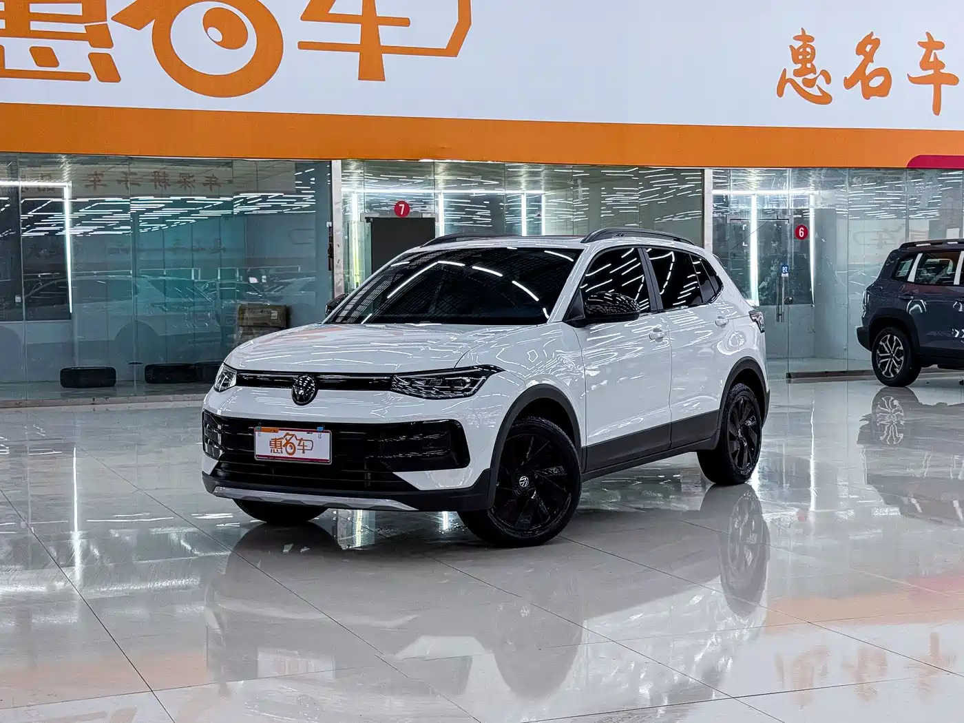 Volkswagen Tharu, миниатюра 2