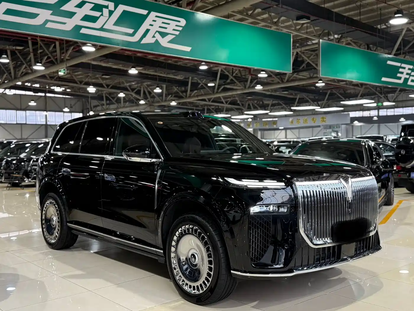 Voyah Auto VOYAH Taisan 2026 Model Base фото 3