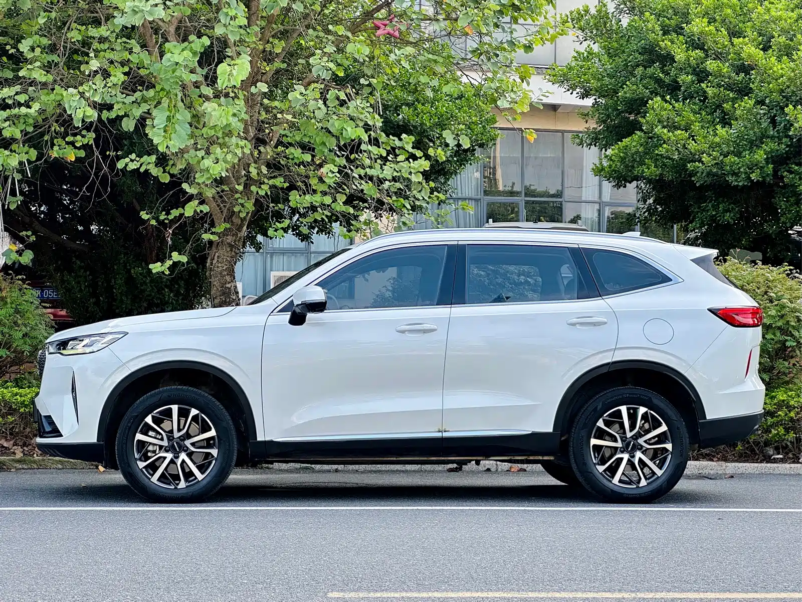 Фото 2 - Haval H6