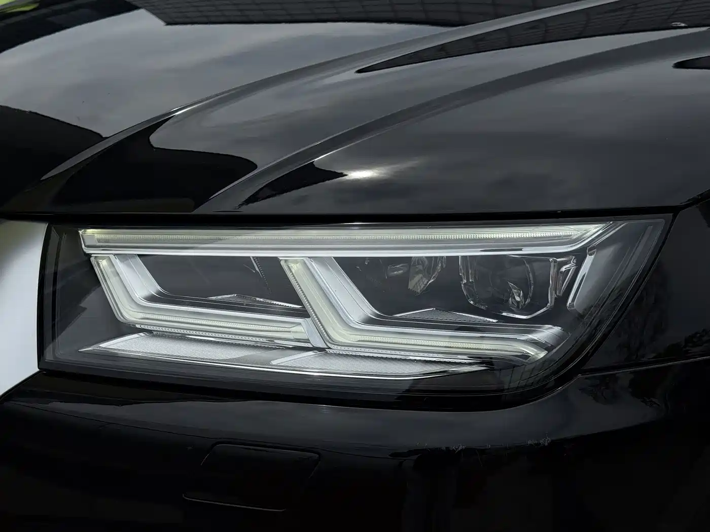 Audi Q5L 2020 Facelift 40 TFSI Honor Fashion фото 36