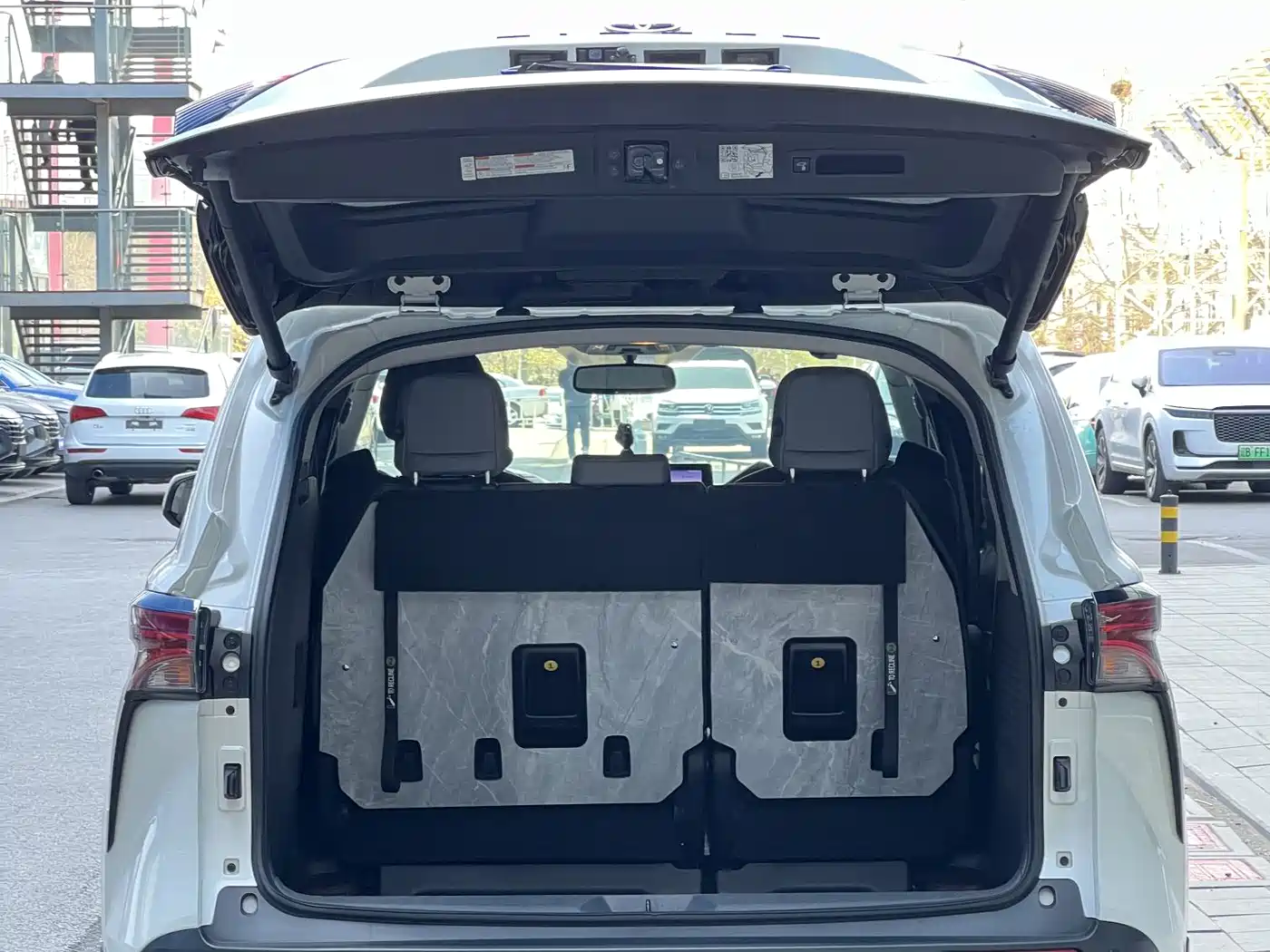Toyota Sienna фото 5