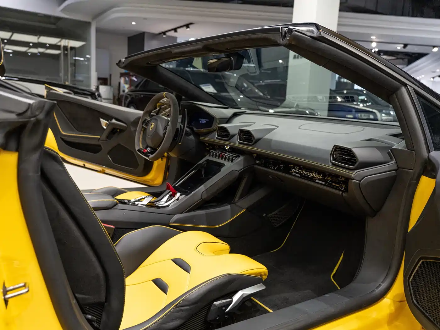 LAMBORGHINI HURACÁN