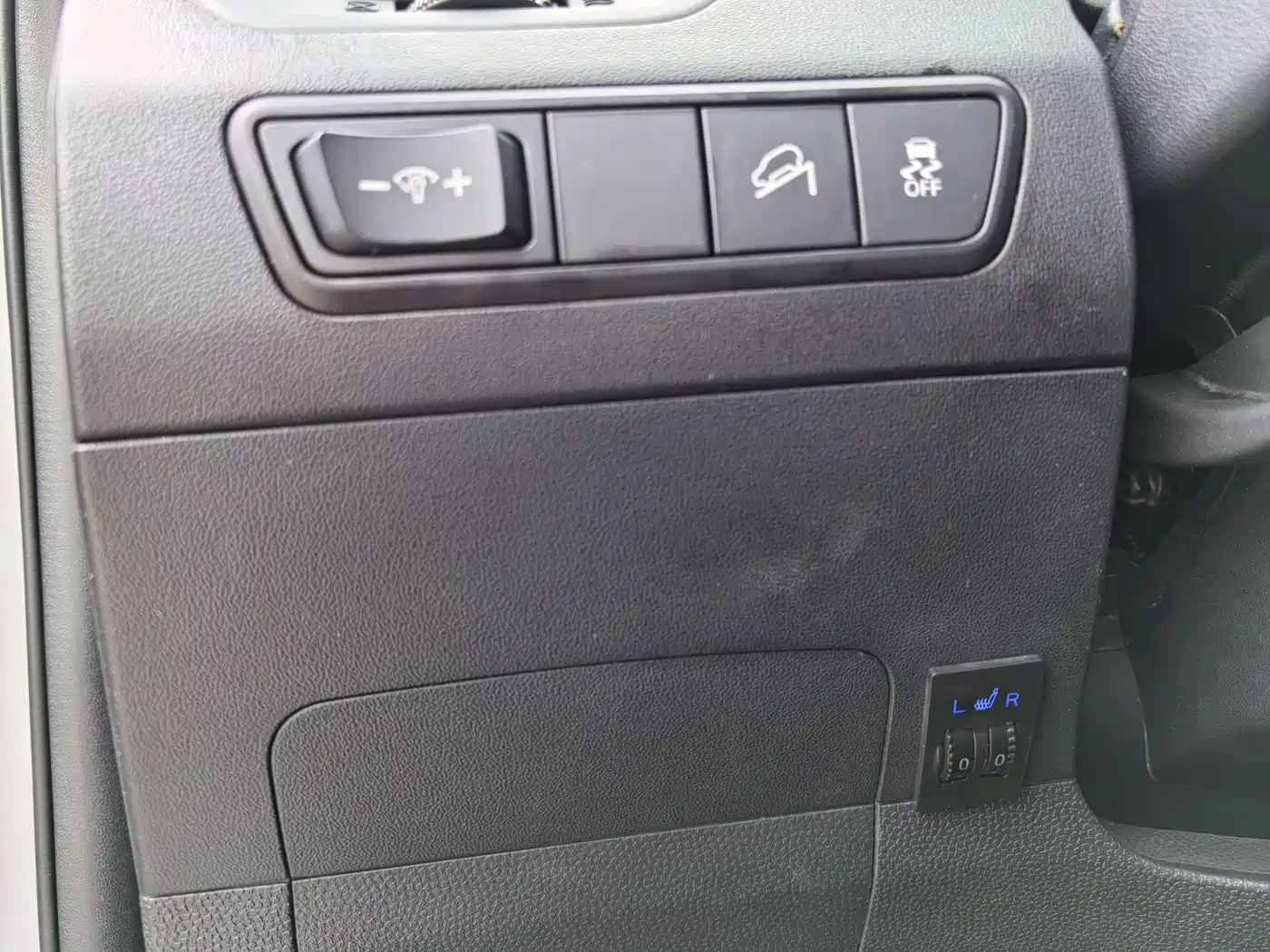 Hyundai Beijing Hyundai ix35 2013 2.0L Auto 2WD Smart GLS China IV фото 15