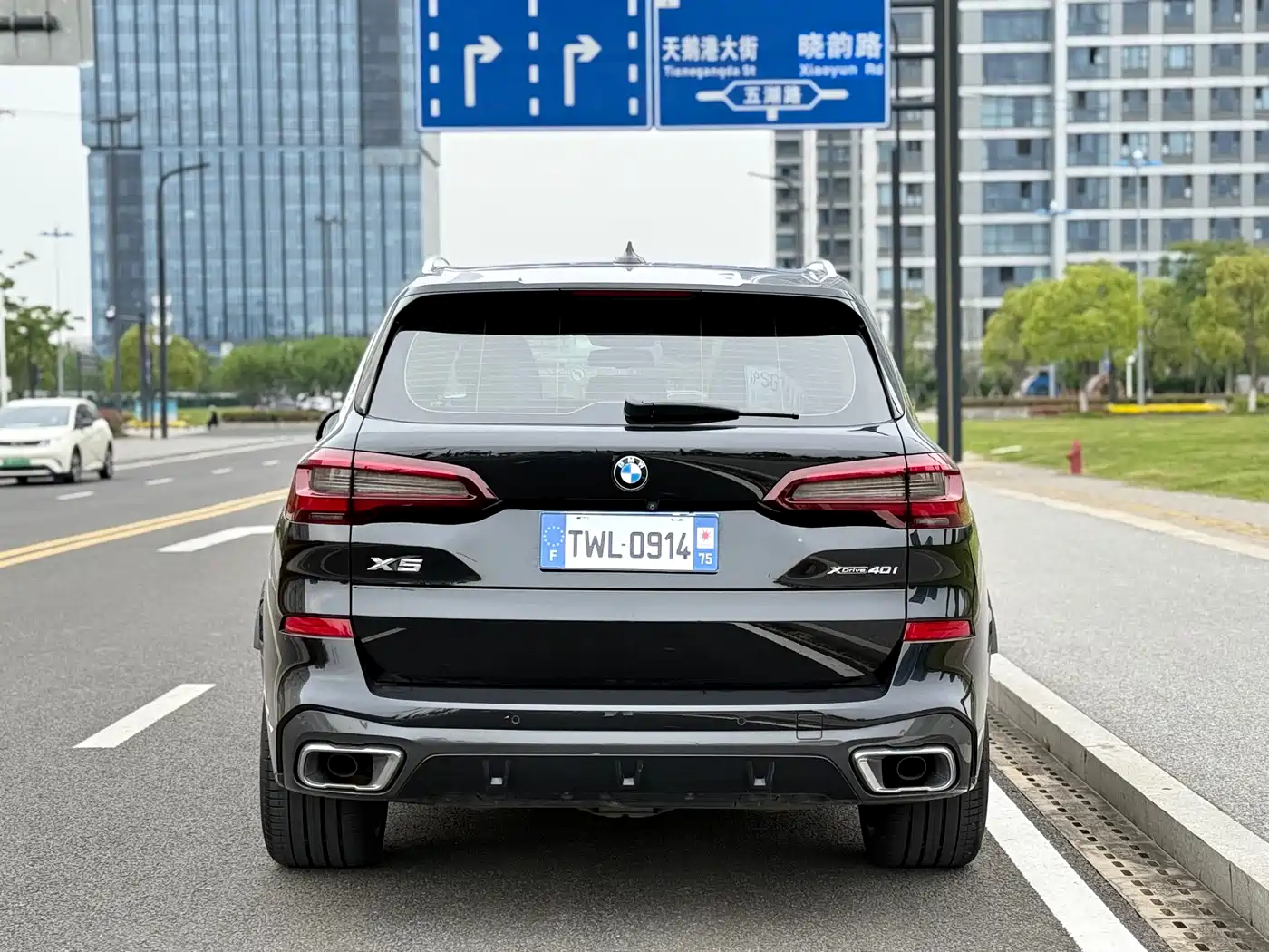 BMW X5 (Import) 2020 xDrive40i Premium M Sport Package фото 12