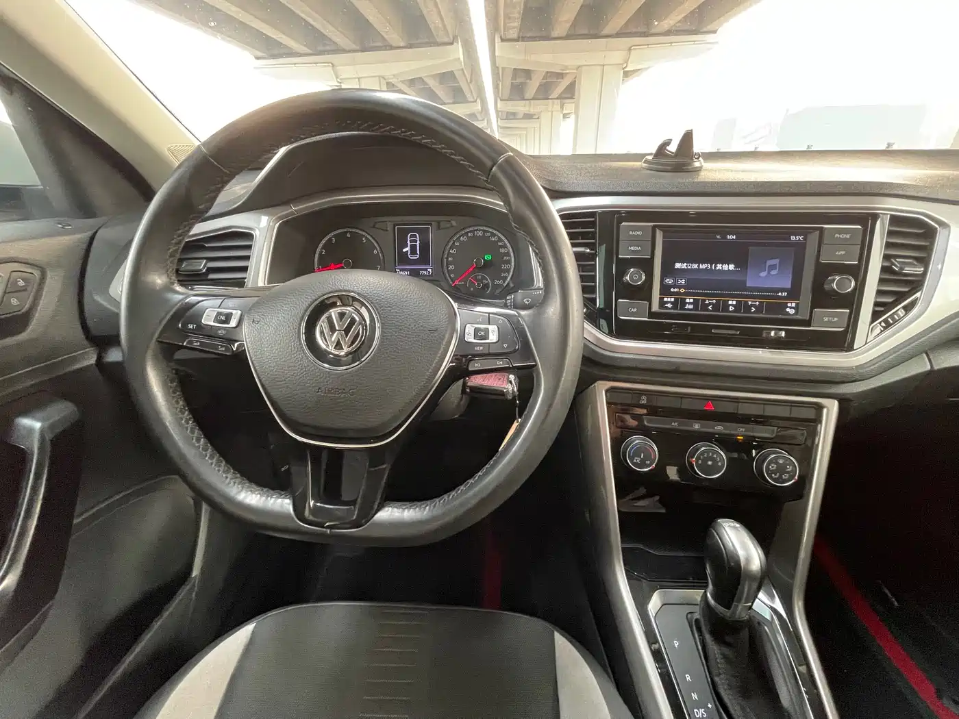 Volkswagen T-ROC 2020 230TSI DSG 2WD Progressive фото 10