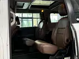 Photo 9 - Toyota Sienna