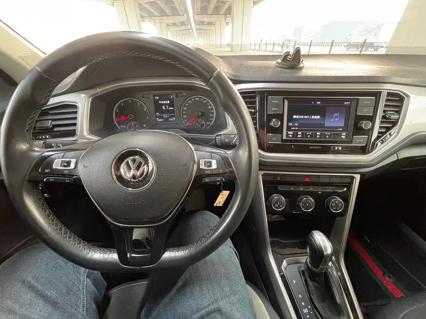 Volkswagen T-ROC 2020 230TSI DSG 2WD Progressive фото 12
