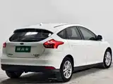 Фото 4 - Ford Focus
