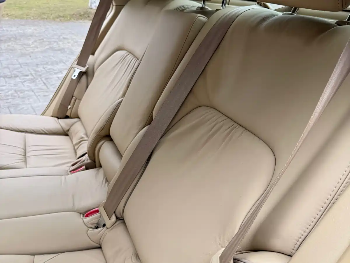 Toyota Reiz 2008 2.5S Special Commemorative Edition фото 17