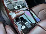 Photo 16 - Audi A8