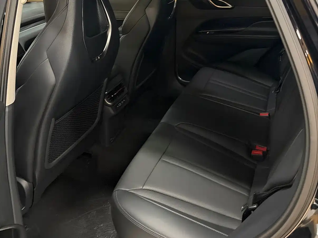 Hongqi HS3 2024 2023 1.5T 2WD Virtue Edition