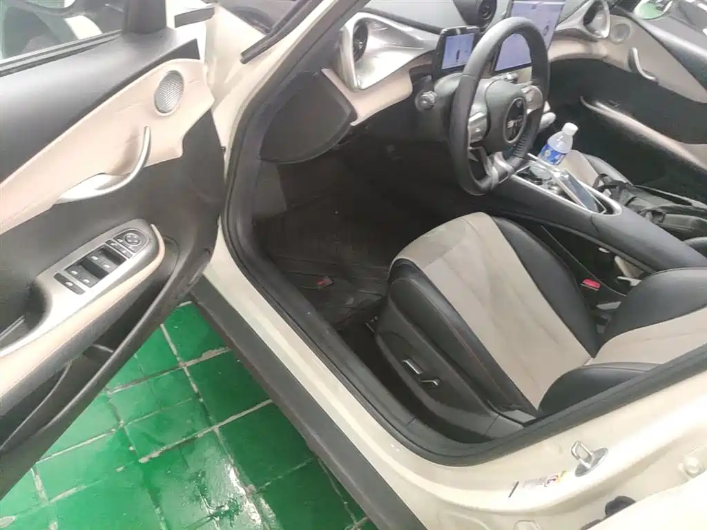 BYD Dolphin 2024 Glory Edition 420km Fashion Edition фото 16