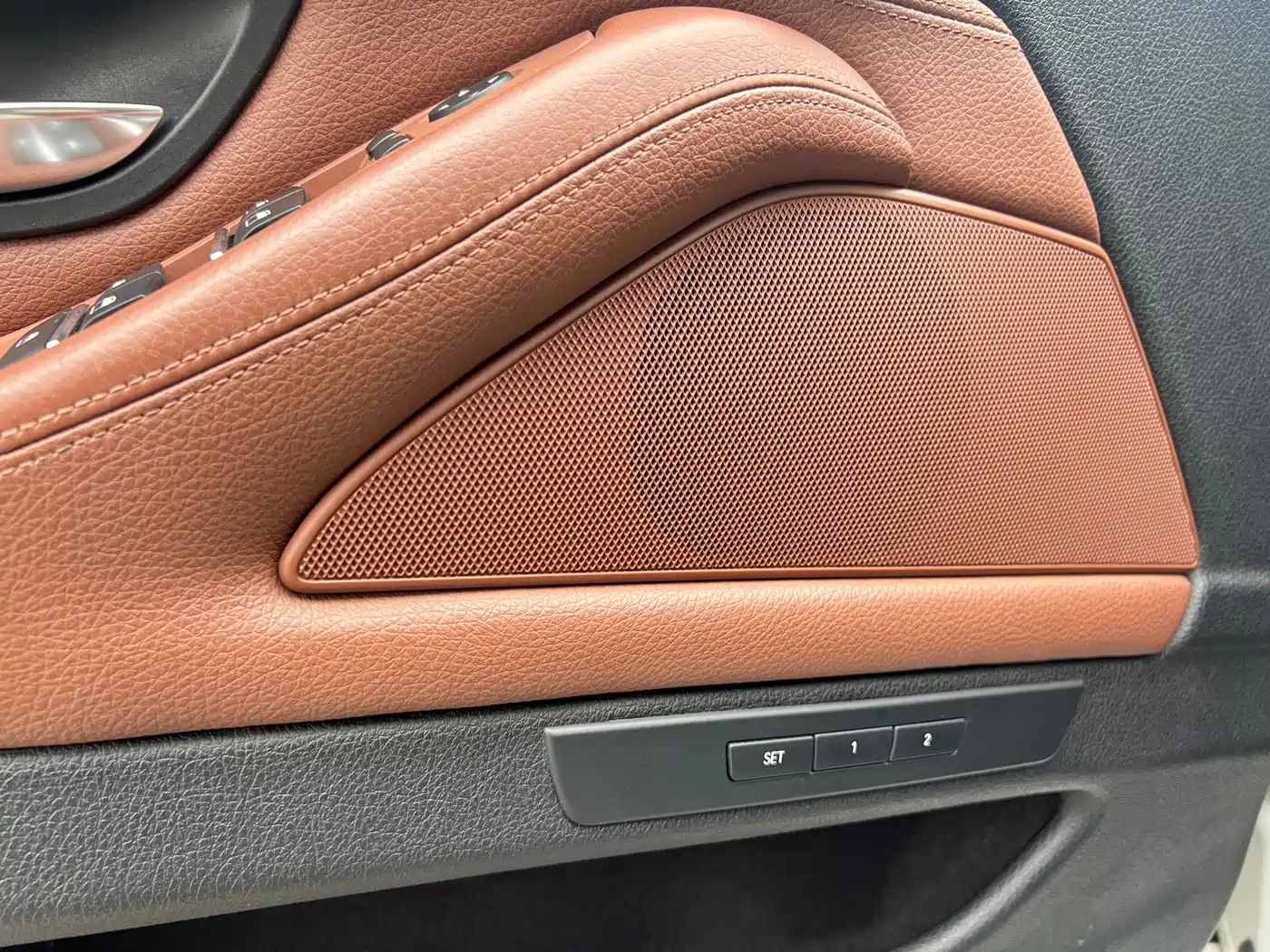 BMW 5 Series 2017 525Li Leading Edition фото 11
